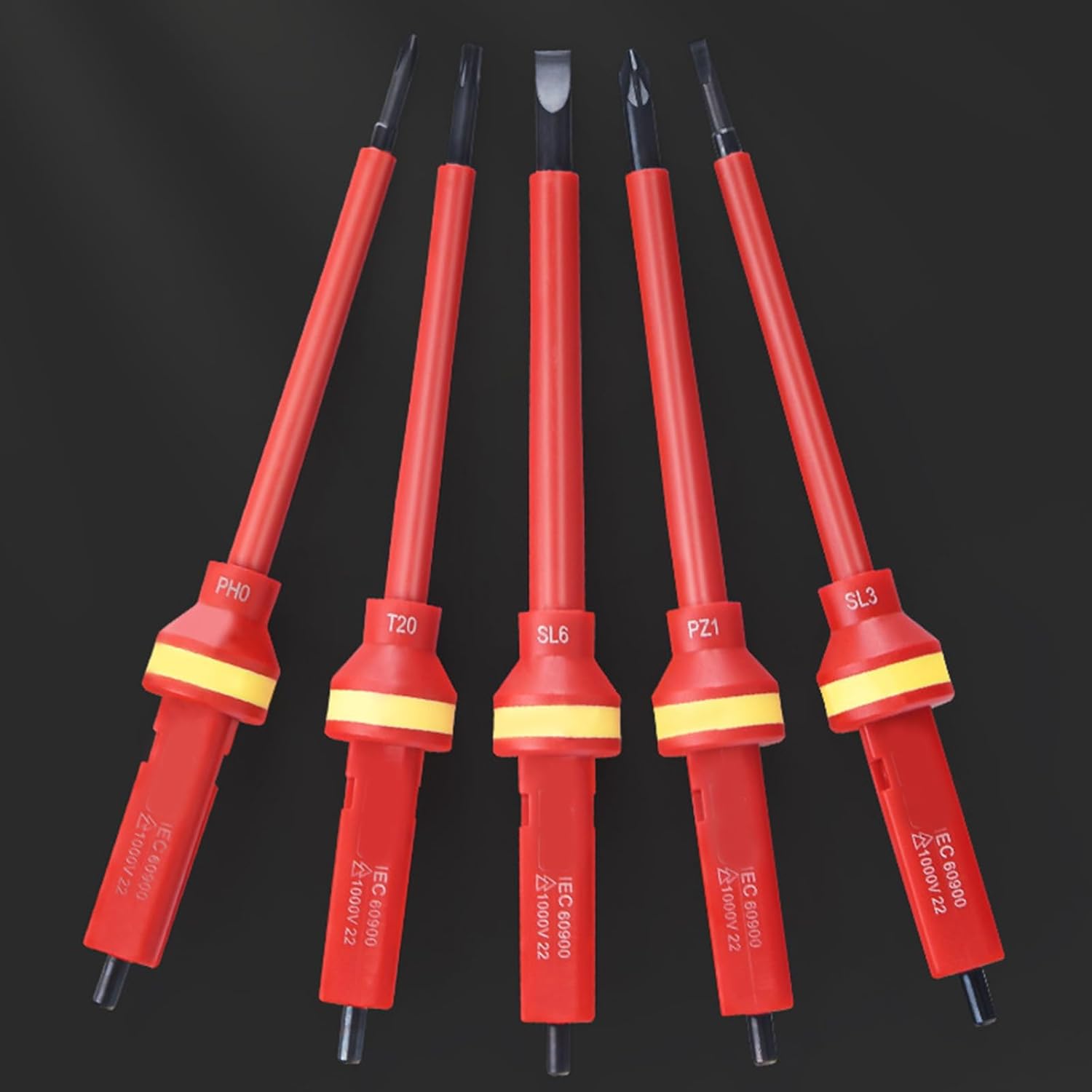Insulated Tool Kit (طقم أدوات الكهربائي العازلة)